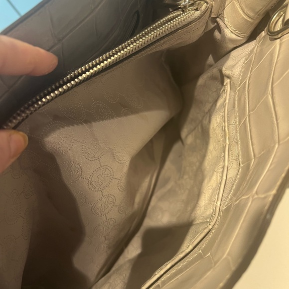 GREY ALLIGATOR INSPIRED MICHEAL KORS HANDBAG!!! - Picture 6 of 7